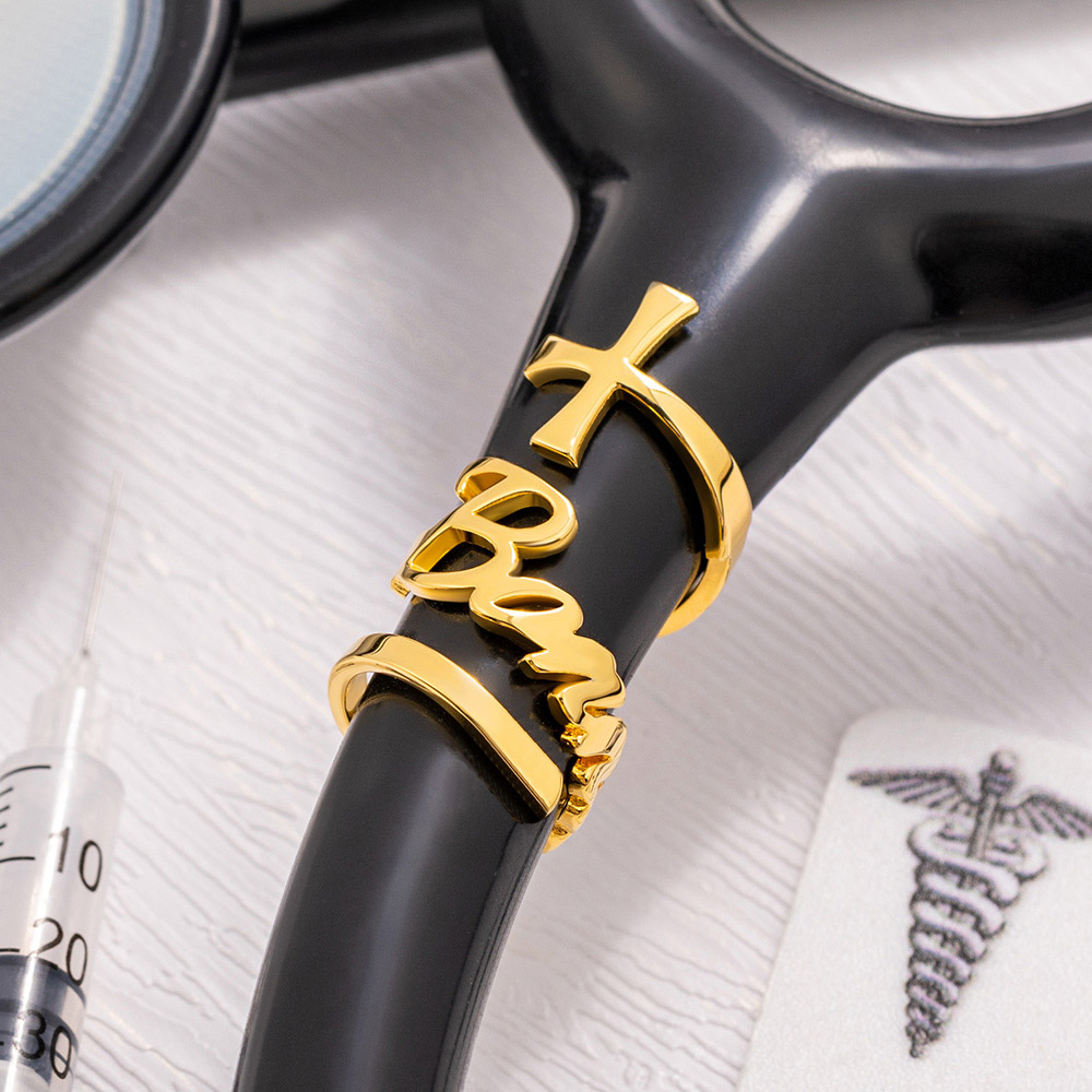Medical Label - CUSTOM Medical CROSS หูฟังชื่อแท็กสแตนเลสหูฟัง Charm หูฟังป้ายพยาบาลสัปดาห์ของขวัญการสําเร็จการศึกษา